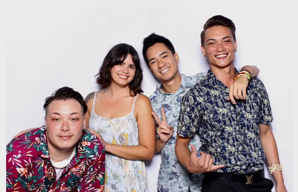 friends photo-booth four hawaiian-shirts